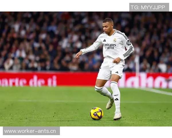 姆巴佩呼吁外界尊重亚马尔的私人生活给予他更多空间与安静