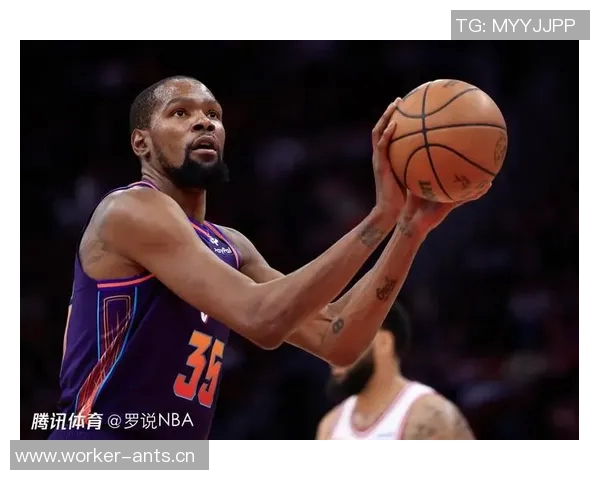 GM调查揭示关键时刻谁能投中致胜球库里居首杜兰特哈利紧随其后 GM调查揭示关键时刻谁能投中致胜球库里居首杜兰特哈利紧随其后