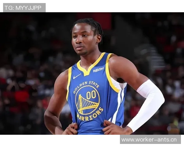 库明加签订合同后重返社交媒体分享休赛期精彩瞬间合集