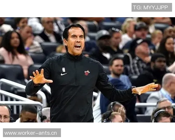 家中火灾危机时刻哈克斯感慨斯波现场指导令人振奋 家中火灾危机时刻哈克斯感慨斯波现场指导令人振奋