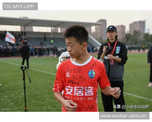 国外博主热议16岁邝兆镭崛起之路中国足球未来不可小觑 国外博主热议16岁邝兆镭崛起之路中国足球未来不可小觑