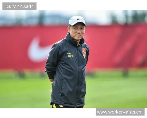 今夏加盟多特的新援贾斯汀勒马首次造访主场并参与U23训练活动