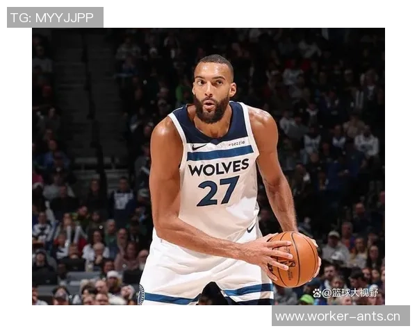 戈贝尔半场压哨补篮被判干扰球无效挑战成功引发热议