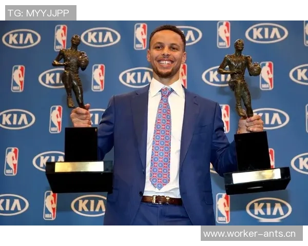 库里荣获2025年最佳领袖称号积极投身公益事业引领社会风尚 库里荣获2025年最佳领袖称号积极投身公益事业引领社会风尚