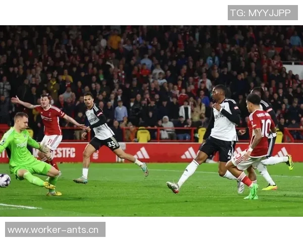 英超最新战况利物浦连败失去榜首阿森纳反超登顶曼城升至第五