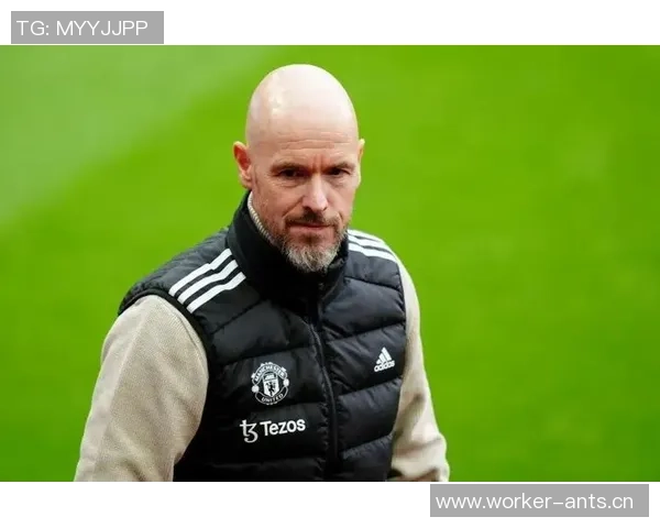 滕哈赫回忆执教阿贾克斯时压制切尔西的辉煌时刻与如今惨败的对比