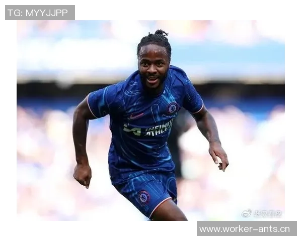 斯特林勇敢对抗蒙面窃贼保护家人安全展现真男人风范